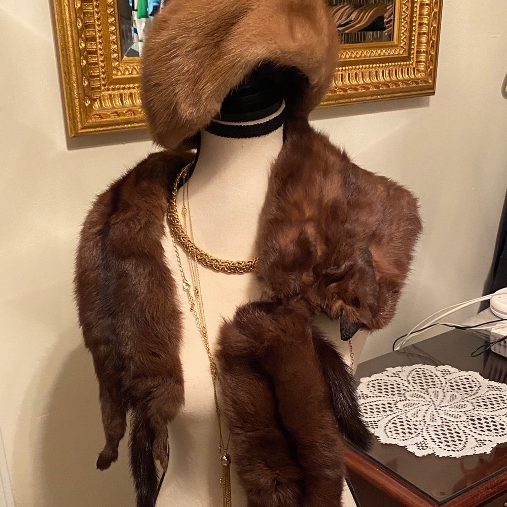 Vintage Luxurious Brown Fur wrap and Hat Set
